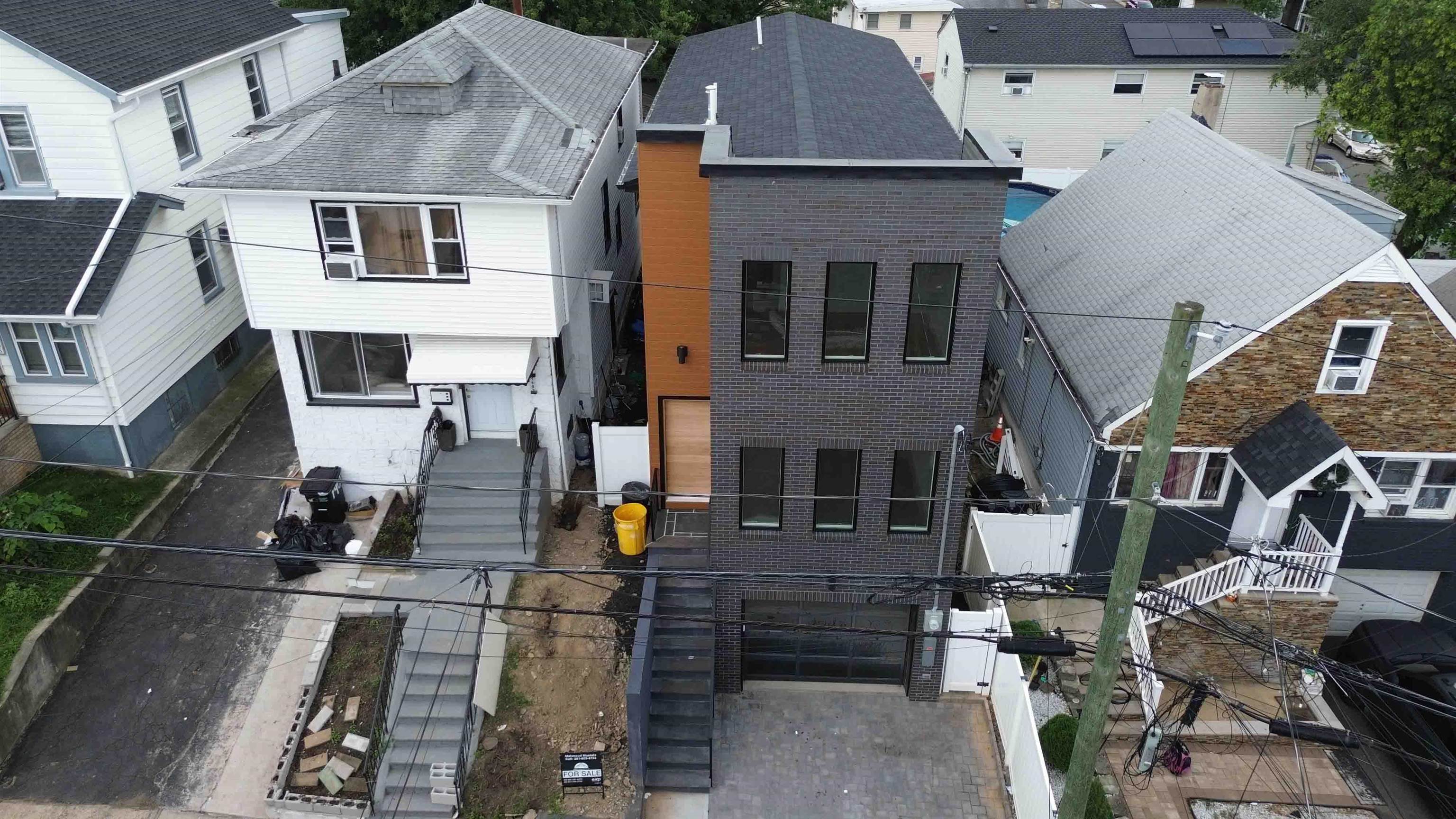 Residential in North Bergen