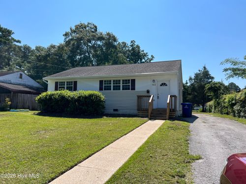 502 New River Dr, Jacksonville, NC, 28540-6008 | Card Image