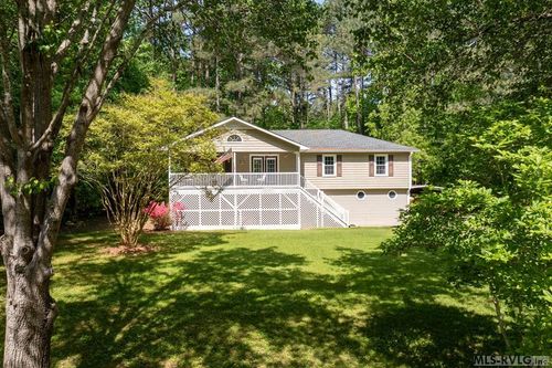 135 Parkway Dr, Littleton, NC, 27850-9137 | Card Image