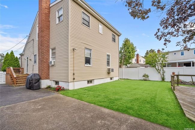14 Croydon Dr, House other with 4 bedrooms, 2 bathrooms and null parking in Bellmore NY | Image 31