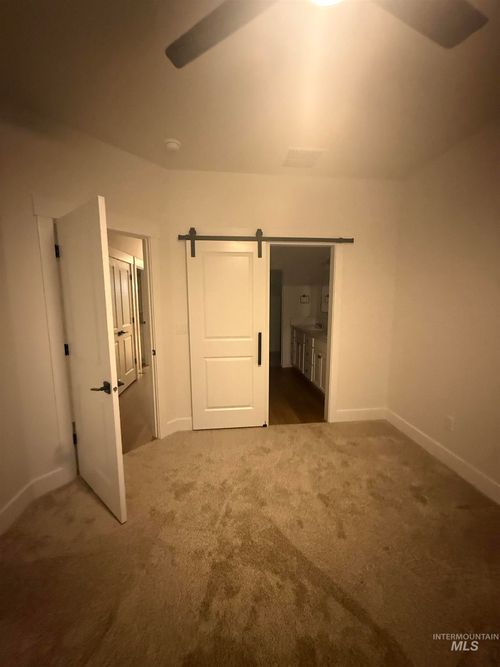 501 W California Ave, Homedale, ID, 83628-3040 | Card Image