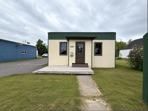 709 Washington Ave S, Bemidji, MN, 56601-4838 | Card Image