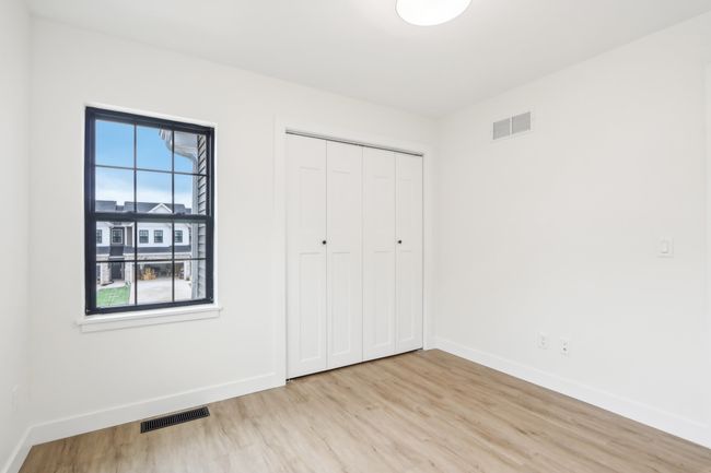304 Willow St, Condo with 3 bedrooms, 3 bathrooms and null parking in PARDEEVILLE WI | Image 31