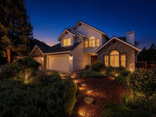 955 La Vista Ct, Morgan Hill, CA, 95037-5354 | Card Image