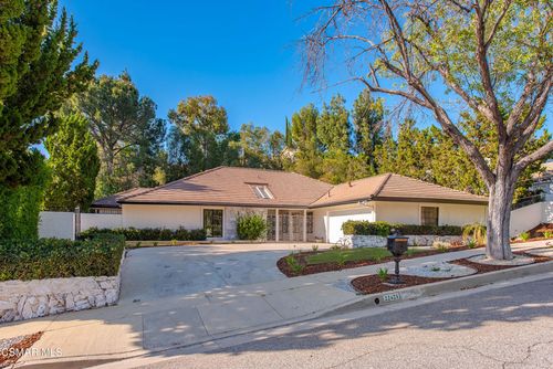 22421 Kearny St, Calabasas, CA, 91302-5862 | Card Image