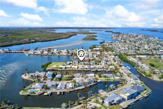 Aerial view with a water view | Image 6