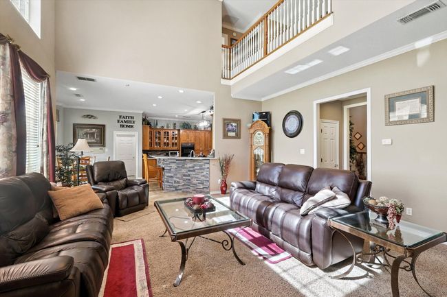 135 Woodstream Ct, House other with 4 bedrooms, 3 bathrooms and null parking in Cresson TX | Image 13