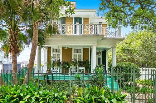 427 S Pierce St, New Orleans, LA, 70119-6801 | Card Image