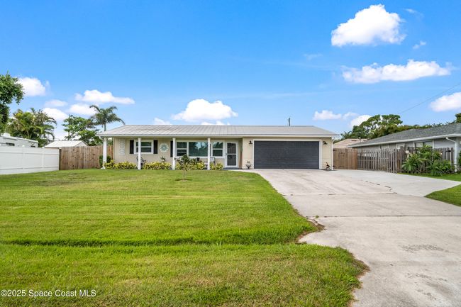 262 Dock Ave, House other with 2 bedrooms, 2 bathrooms and null parking in SEBASTIAN FL | Image 6