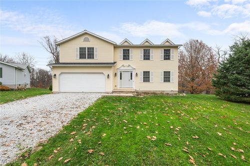 150 Ridge Top Circle, Doylestown, OH, 44230 | Card Image