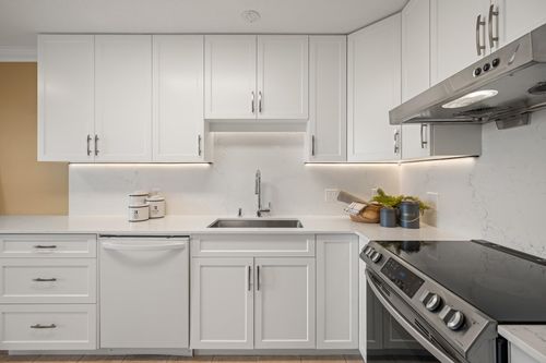 1704-612 6th St, New Westminster, BC, V3L5V2 | Card Image