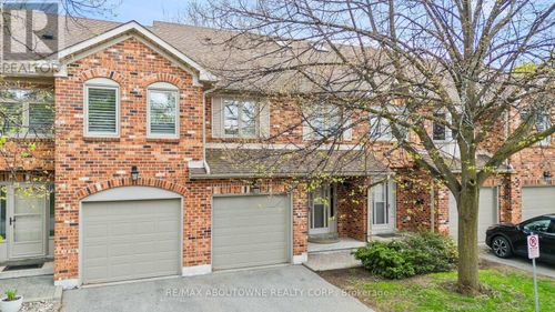 9-2230 Walkers Line, Burlington (Headon), ON, L7M3Y8 | Card Image