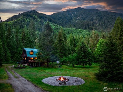 61551 Cascade River Rd, Marblemount, WA, 98267-9727 | Card Image
