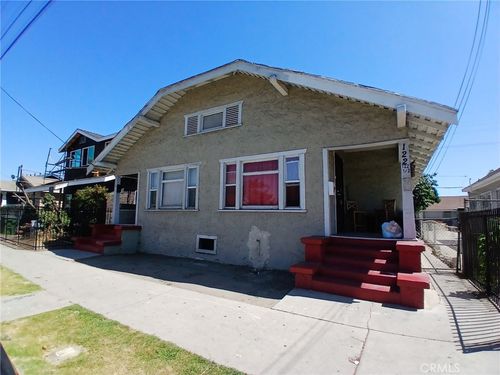 122 E Gage, Los Angeles, CA, 90003 | Card Image