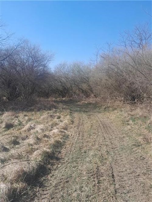 1 Joffre Cherry Valley Rd, Joffre, PA, 15053 | Card Image