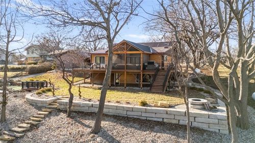 22500 Lakeview Pt, Vassar, KS, 66543-9130 | Card Image