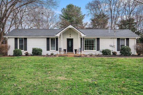 806 Edwards Dr, Franklin, TN, 37064-2011 | Card Image