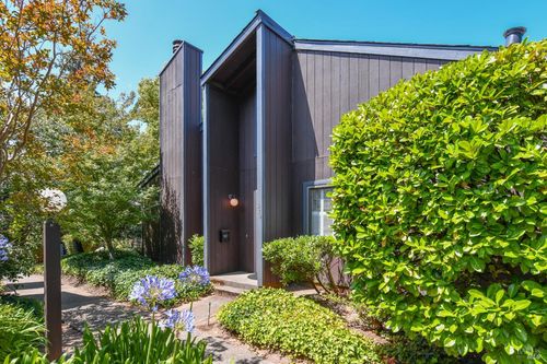 354 Los Alamos Road, Santa Rosa, CA, 95409 | Card Image