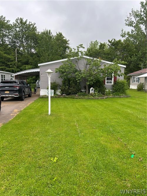 1102 Michael Dr, Angola, NY, 14006-8870 | Card Image