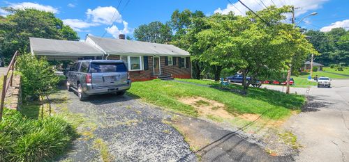 348 Deaner Dr Nw, Roanoke, VA, 24017-4612 | Card Image