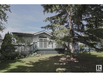 3 - 2325 Riverbend Rd Nw, Home with 3 bedrooms, 3 bathrooms and null parking in Edmonton AB | Image 2