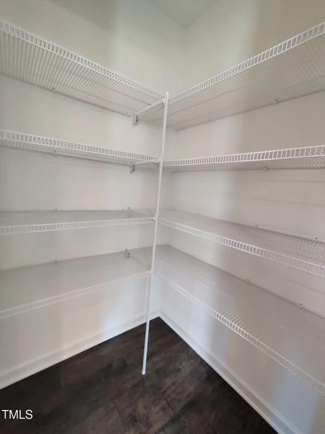 pantry | Image 10
