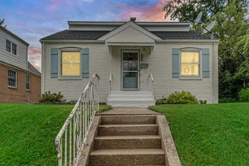 114 Beverly Ln, Hobart, IN, 46342 | Card Image