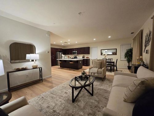 824 Fargo Street, Stockton, CA, 95204 | Card Image