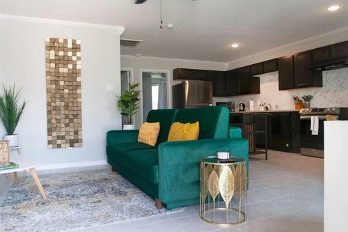 16618 E Hammon, Montgomery, TX, 77316-6717 | Card Image