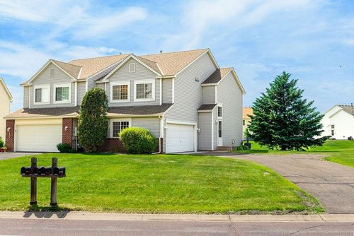 15671 Finch Ave, Apple Valley, MN, 55124-5821 | Card Image