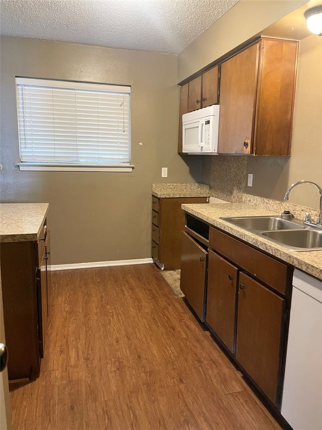 179 Oakland St, House other with 3 bedrooms, 2 bathrooms and null parking in Graham TX | Image 9