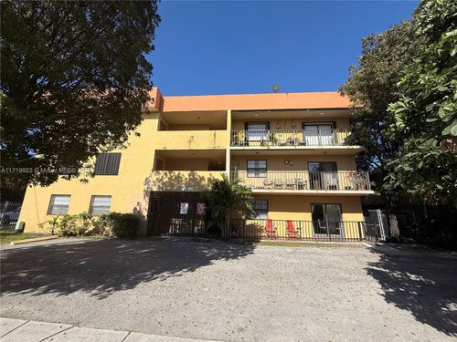 apt-115-1481 W 41st St, Hialeah, FL, 33012-6181 | Card Image