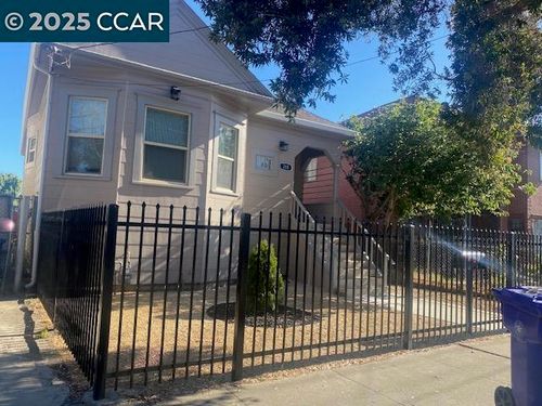 218 Bissell Ave, Richmond, CA, 94801-3462 | Card Image
