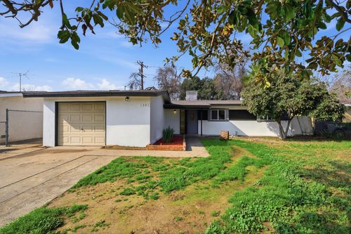 1301 N Enos St, Visalia, CA, 93292-3901 | Card Image