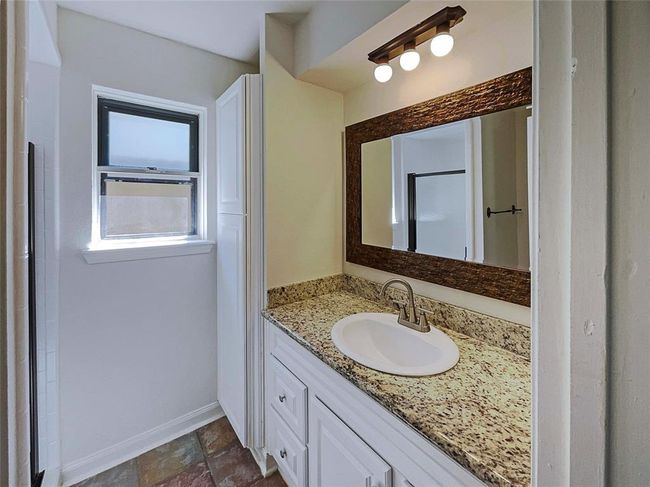 5108 Halbert Dr, House other with 3 bedrooms, 2 bathrooms and 2 parking in Pearland TX | Image 17