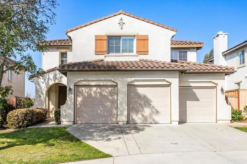 1071 Greenway Rd, Oceanside, CA, 92057-1916 | Card Image