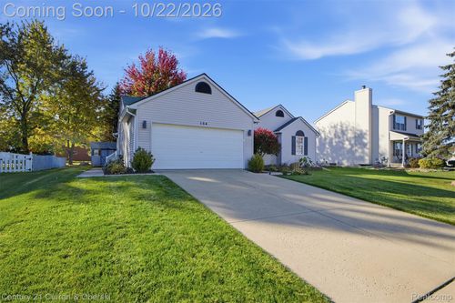 154 Rockway Dr, Linden, MI, 48451-9140 | Card Image