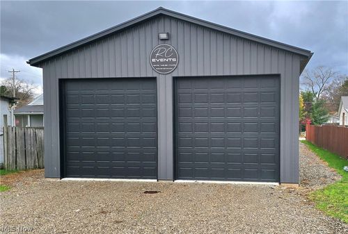 2420 Wilmer St, Zanesville, OH, 43701-1856 | Card Image