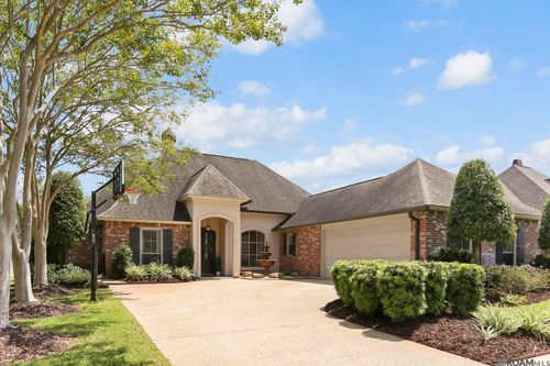 8525 Glenfield Dr, Baton Rouge, LA, 70809-5215 | Card Image