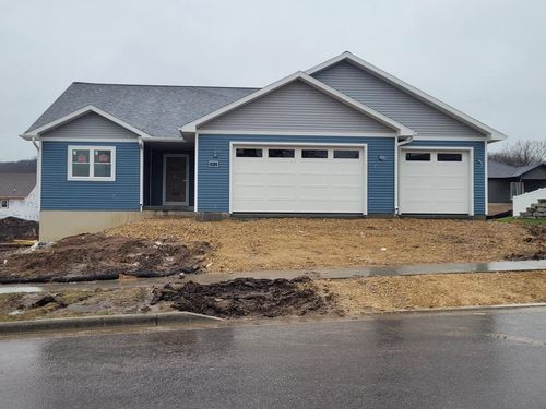 411 Roosevelt St, BARABOO, WI, 53913-2996 | Card Image