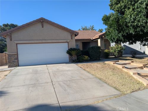 2011 Astor Ct, Lancaster, CA, 93536-6719 | Card Image
