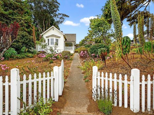 45060 Covelo St, Mendocino, CA, 95460 | Card Image