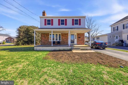 234 Broomall St, FOLSOM, PA, 19033-2714 | Card Image