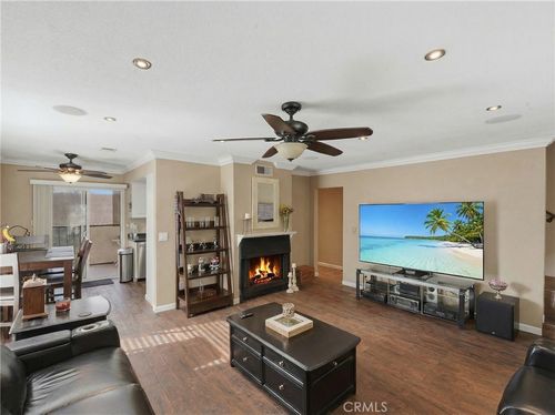 unit-99-400 S Flower St, Orange, CA, 92868-3463 | Card Image