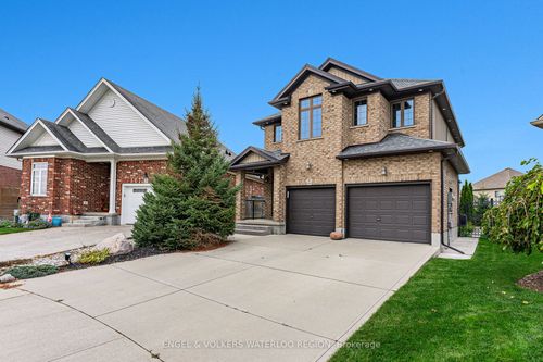 261 Watervale Cres, Kitchener, ON, N2A0G7 | Card Image