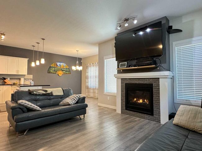 70 Moonlight Boulevard W, Home with 4 bedrooms, 3 bathrooms and 4 parking in Lethbridge AB | Image 9
