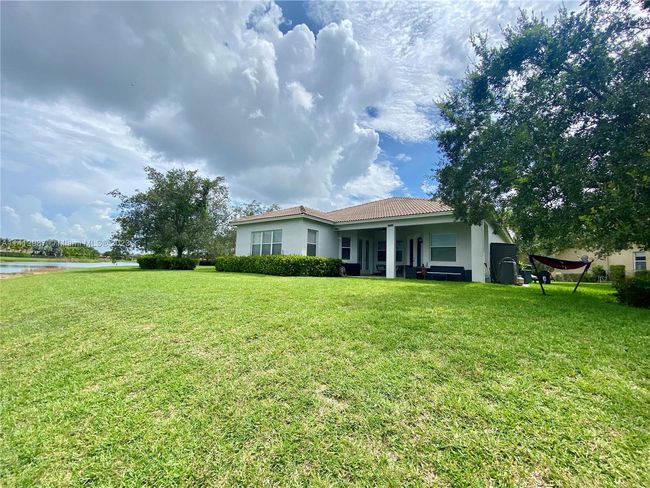 3886 W Whitewater Ave, House other with 4 bedrooms, 3 bathrooms and null parking in Weston FL | Image 21