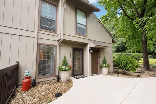 1202 Cumberland Ct Se, Smyrna, GA, 30080-4690 | Card Image