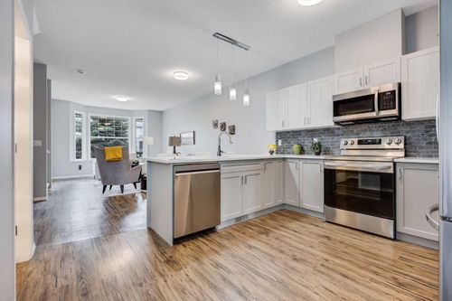 603-2001 Luxstone Boulevard Sw, Airdrie, AB, T4B2Y6 | Card Image