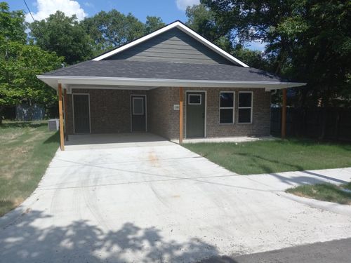 1014 Pine St, Bonham, TX, 75418-3132 | Card Image
